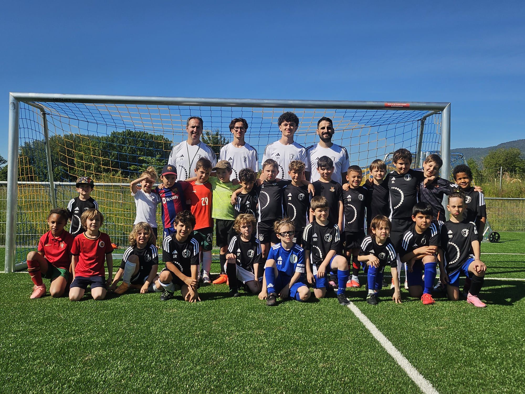 Juniors F-G Image